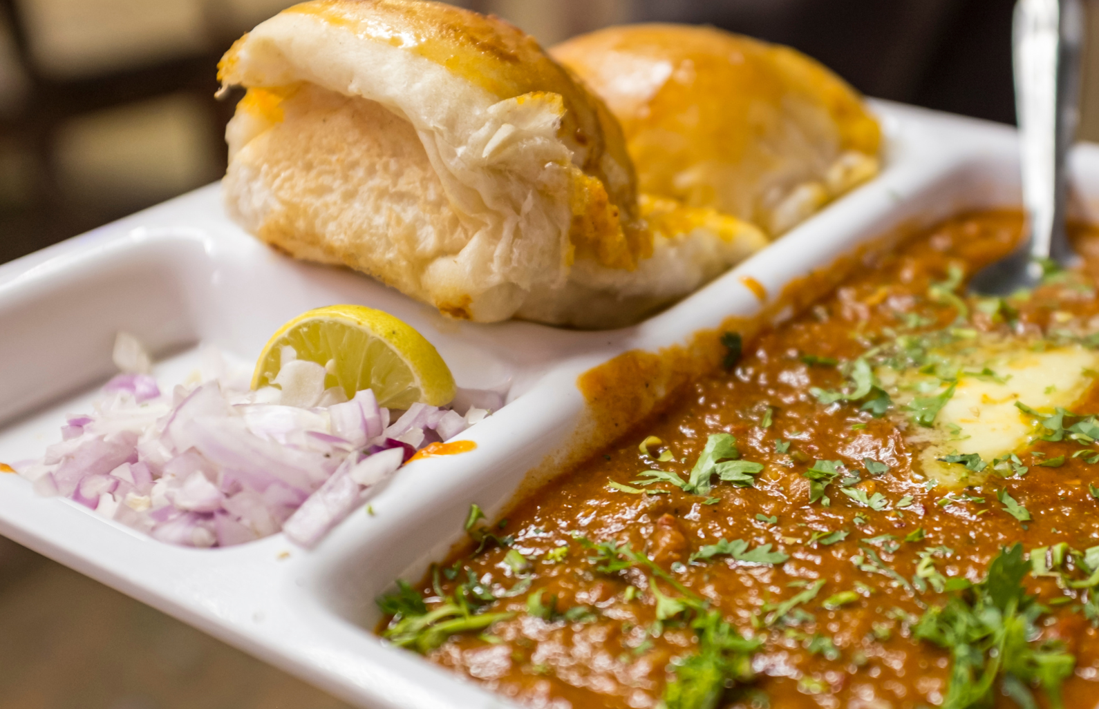 A hearty plate of Pav Bhaji—the ultimate street food of Mumbai.