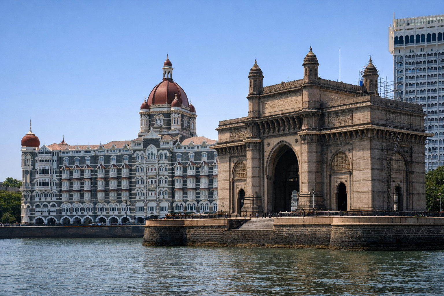 Gateway of India and Taj Mahal Palace during Mumbai city tour