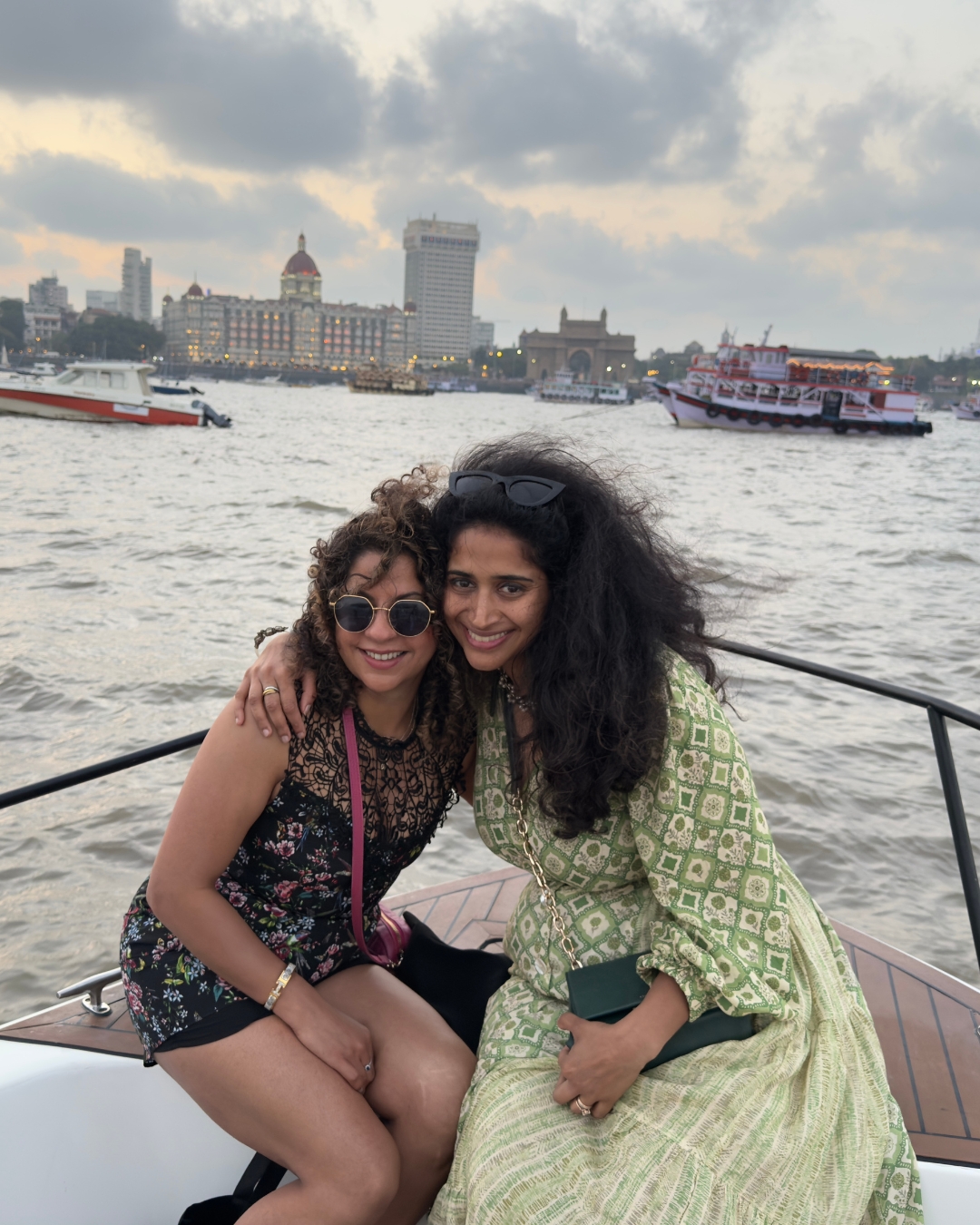 Elephanta Caves Private Speedboat Tour from Mumbai | Exclusive Elephanta Island Experience - Image 14