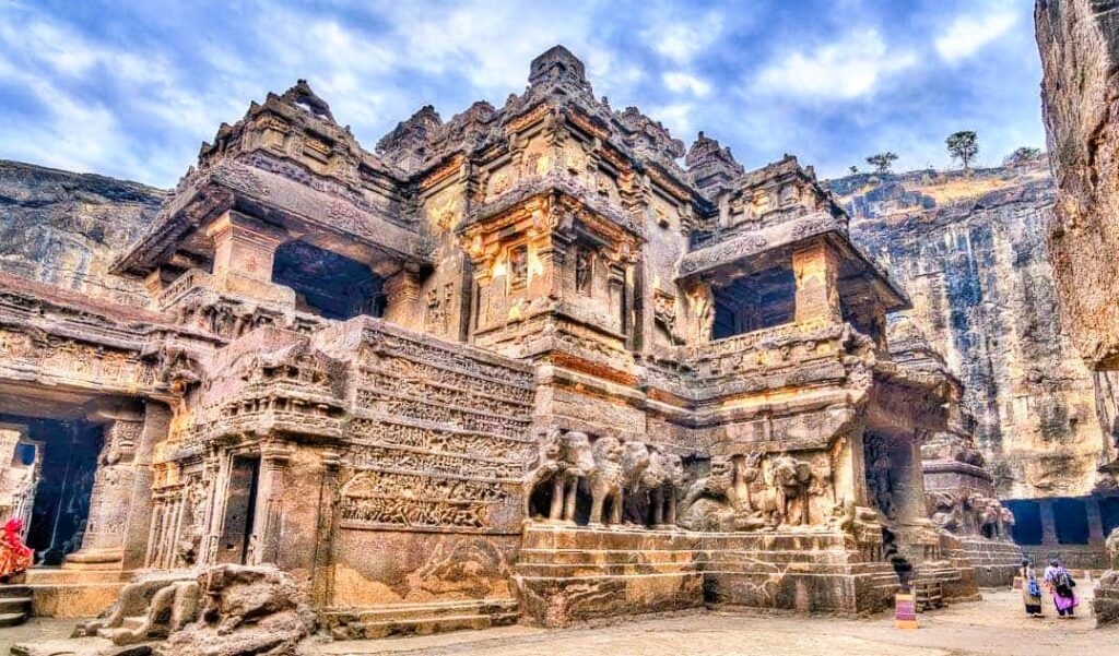 CAVES OF ETERNITY | A SAME-DAY JOURNEY THROUGH INDIA’S GREATEST ROCK-CUT MASTERPIECES