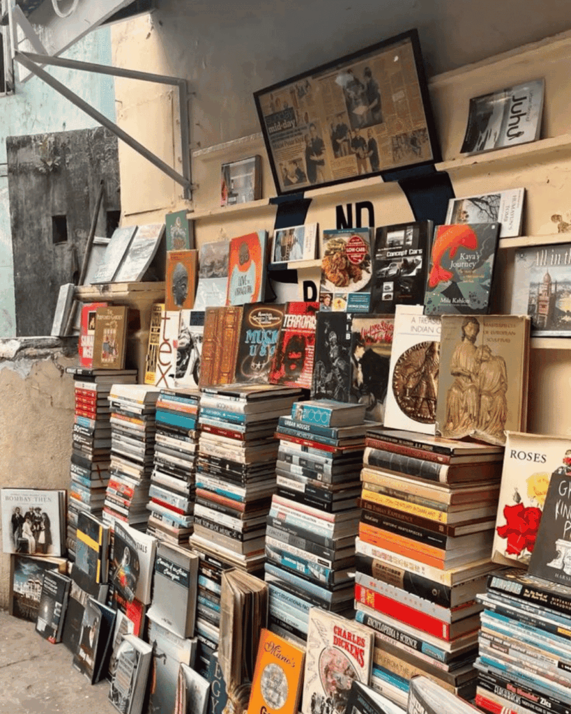 Coffee, Canvas & Old Bandra – image 6