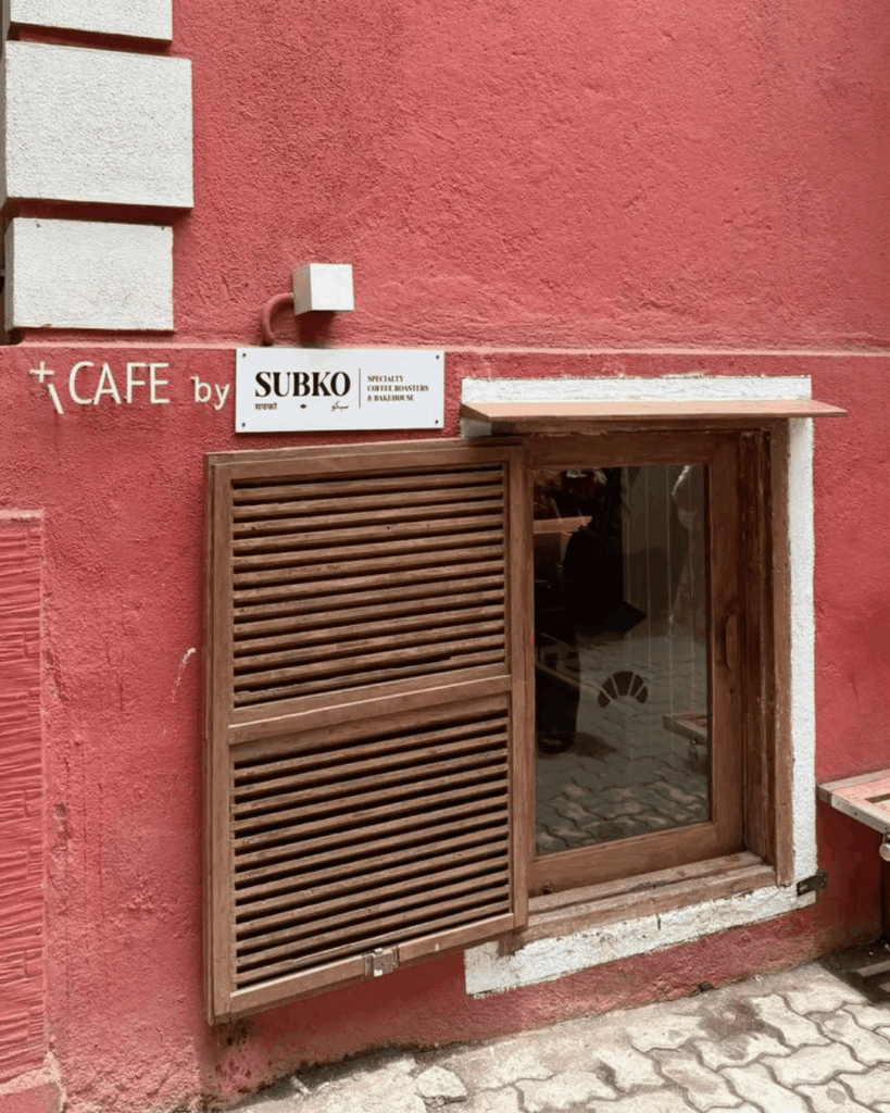 Coffee, Canvas & Old Bandra – image 8
