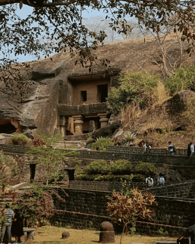 How to Choose the Best Elephanta Caves Tour from Mumbai